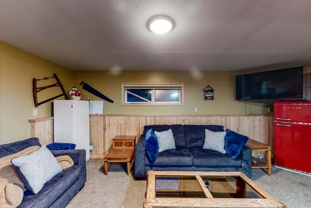 Towering Pines Cabin & Game Room