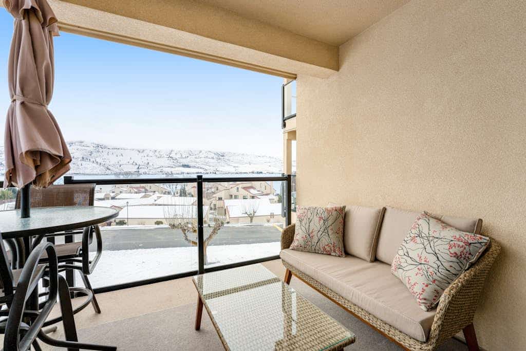 Lake & Mountain View Condo with Free WiFi, Shared Pool, Hot Tub, & Fitness Room