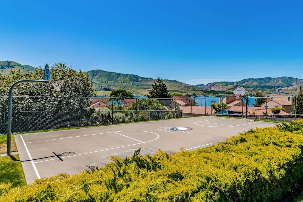 Lake Chelan Shores Chelan Beauty 18-7