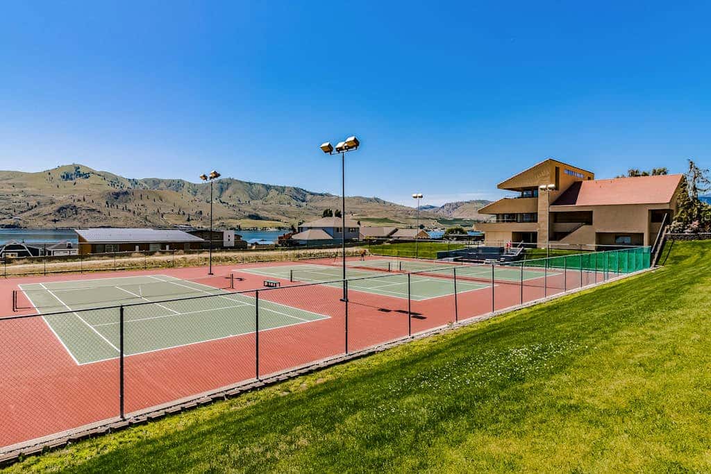 Lake Chelan Shores Chelan Beauty 18-7
