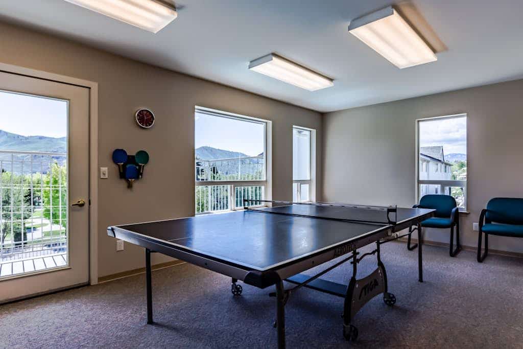 Heartwarming, dog-friendly condo with hot tub, pool, fireplace, & tennis court