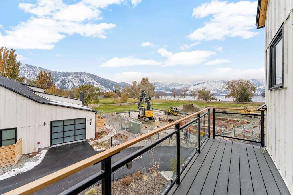 Ponderosa Court, Unit 2A