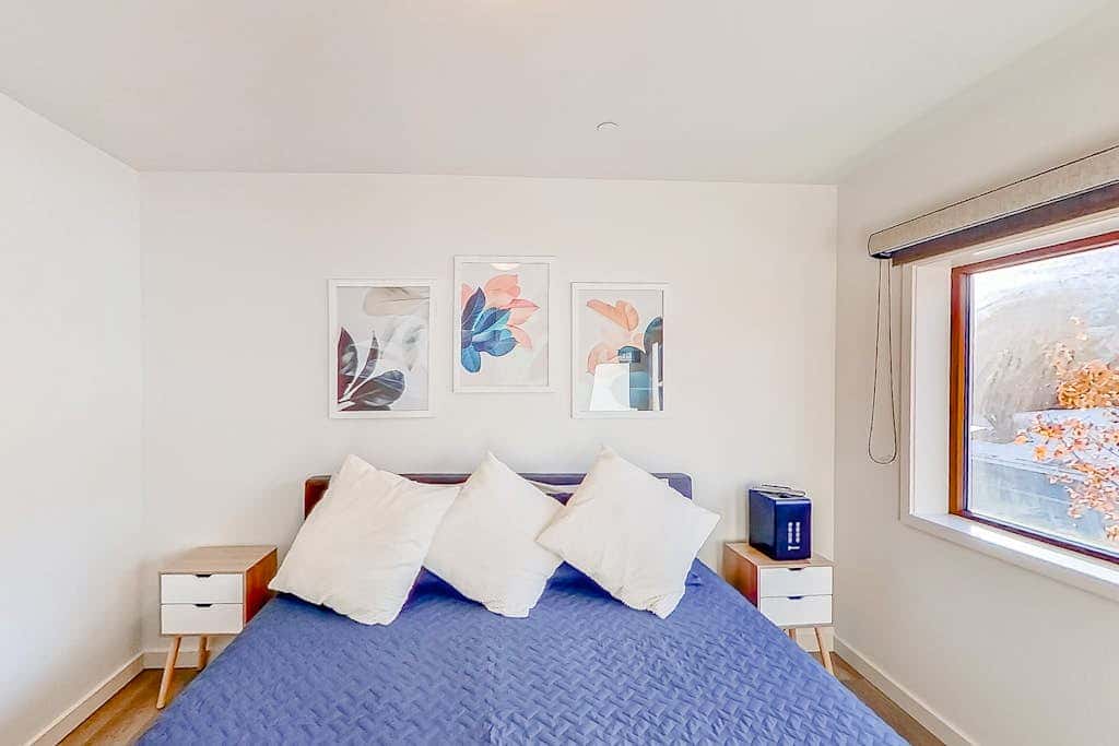 Chelan Resort Suites - Comfort by the Lake 201