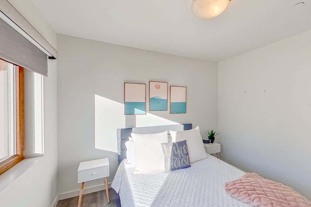 Chelan Resort Suites - Comfort by the Lake 201