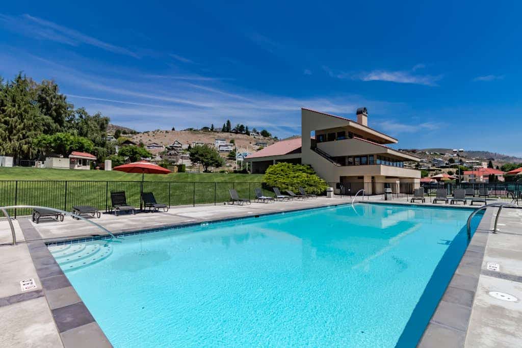 Cozy Condo with Lake & Mountain Views, Pool, Hot Tub & Dock