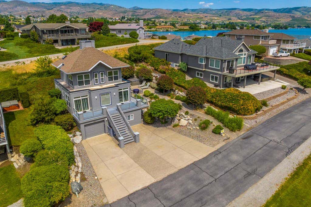 Beaches and Breezes on Wapato
