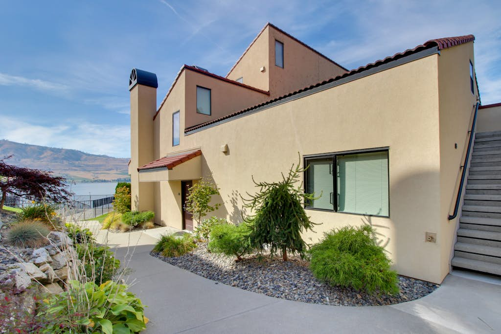 Lake Chelan Shores - Fun in the Sun #13-1