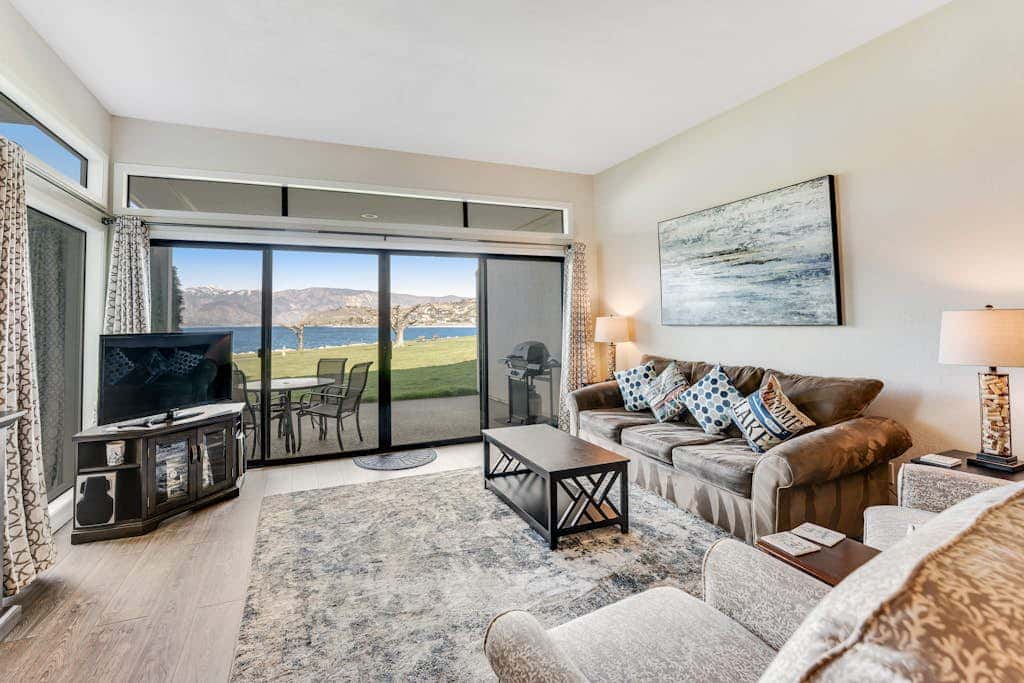 Lake Chelan Shores - Sweet Retreat  #3-3