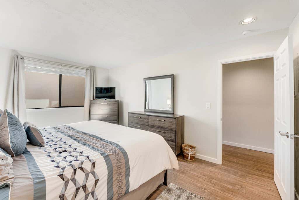 Lake Chelan Shores - Sweet Retreat  #3-3