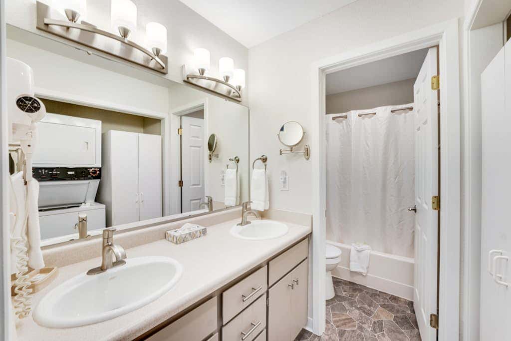 Lake Chelan Shores - Sweet Retreat  #3-3