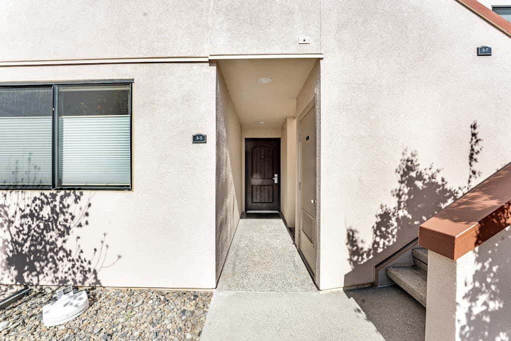 Lake Chelan Shores - Sweet Retreat  #3-3