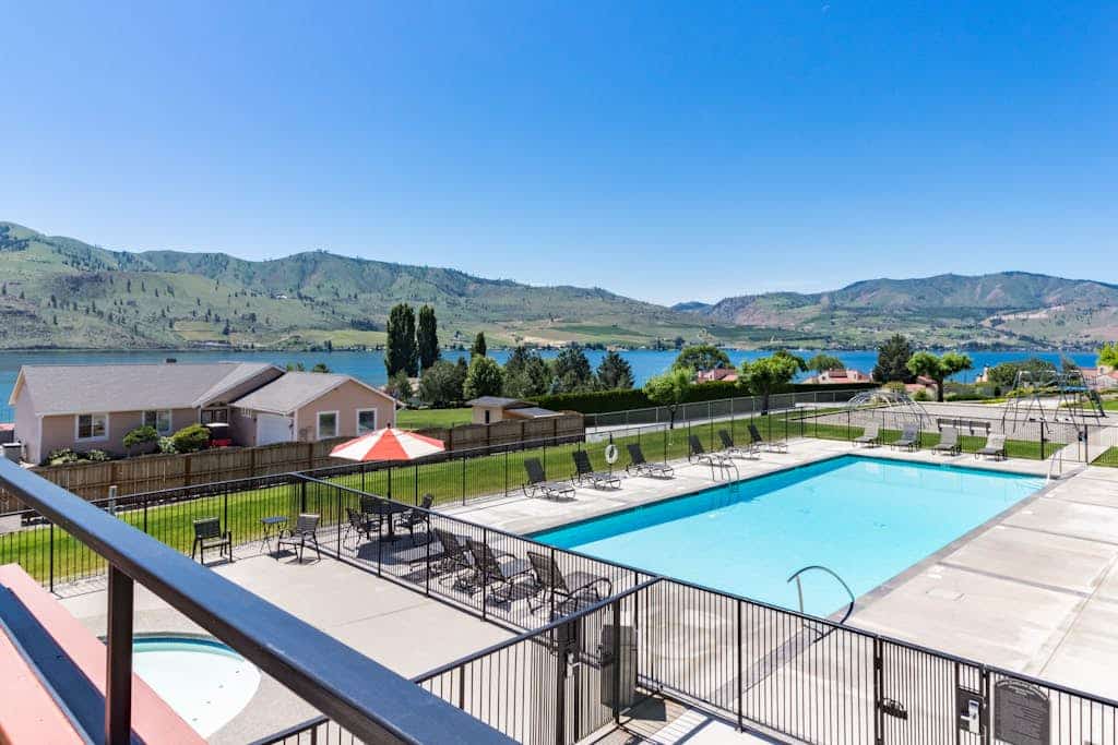Deluxe Condo with Shared Resort Pools, Hot Tub, Private Beach, & Dock