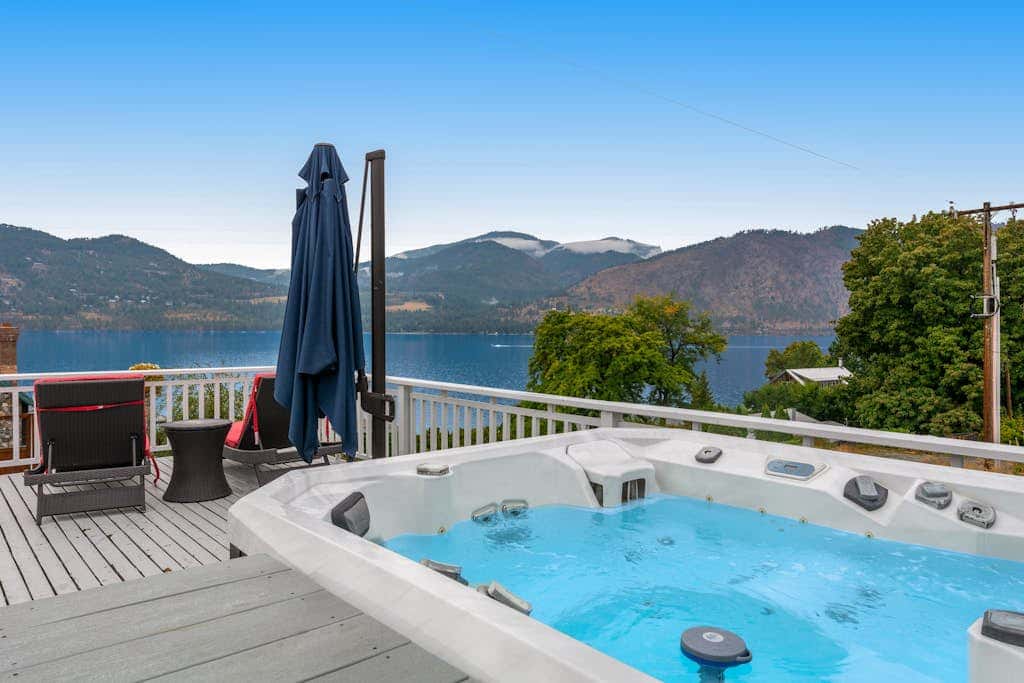 Lake Cruiser Cottage