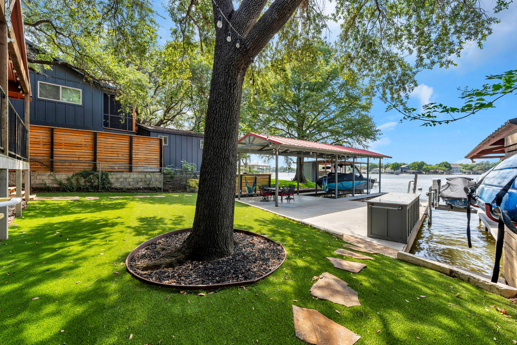Villa Shoals