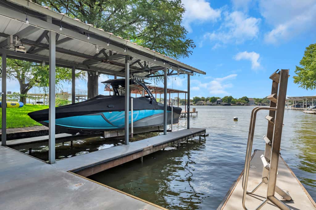Villa Shoals