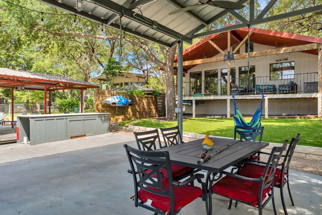 Villa Shoals