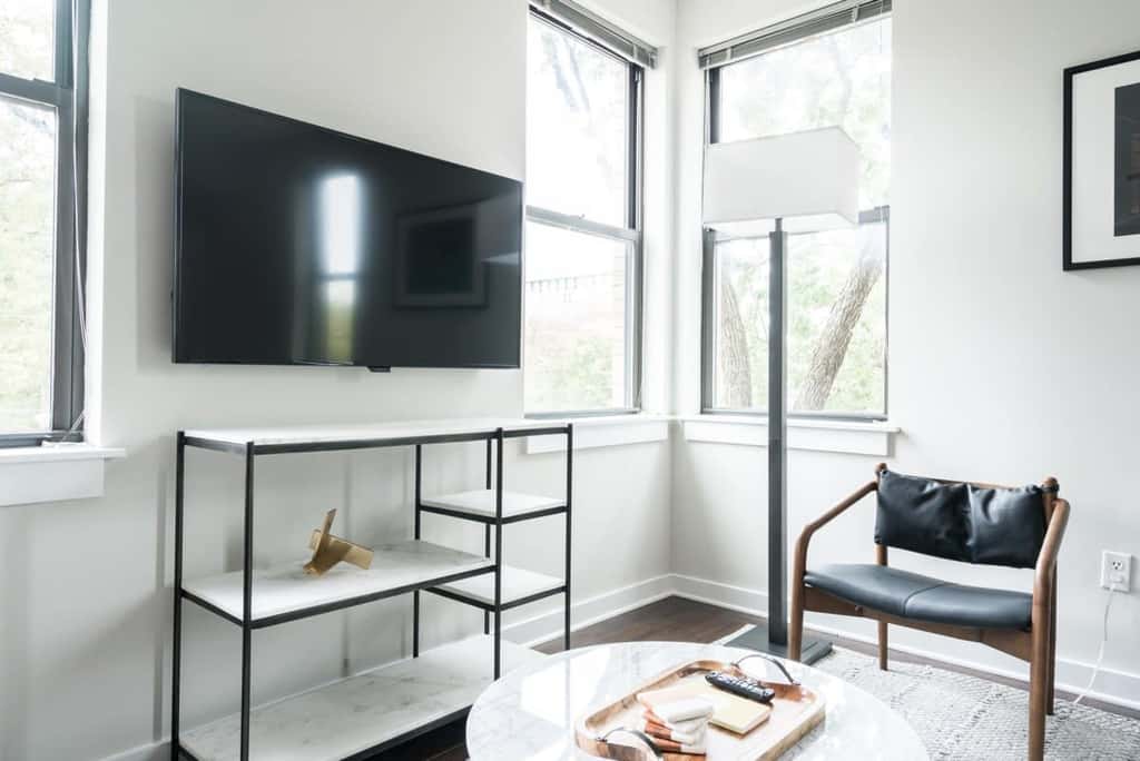 CozySuites Music Row Stunning 2BR in Nashville!