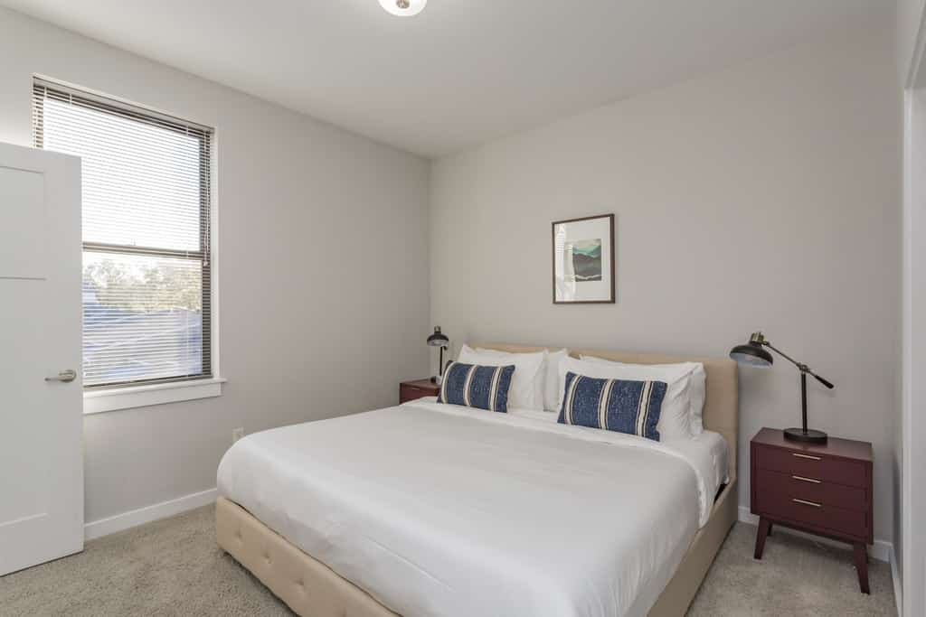 CozySuites Music Row 2BR in Nashville!