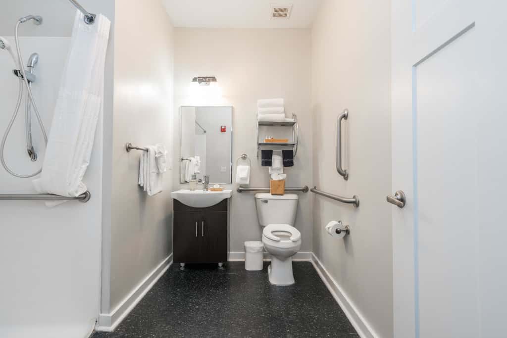 CozySuites MusicRow Astonishing SDO Nashville!