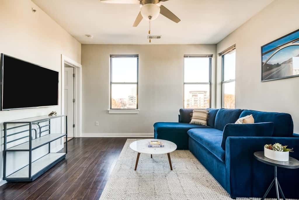 CozySuites TWO Spacious Music Row Condos