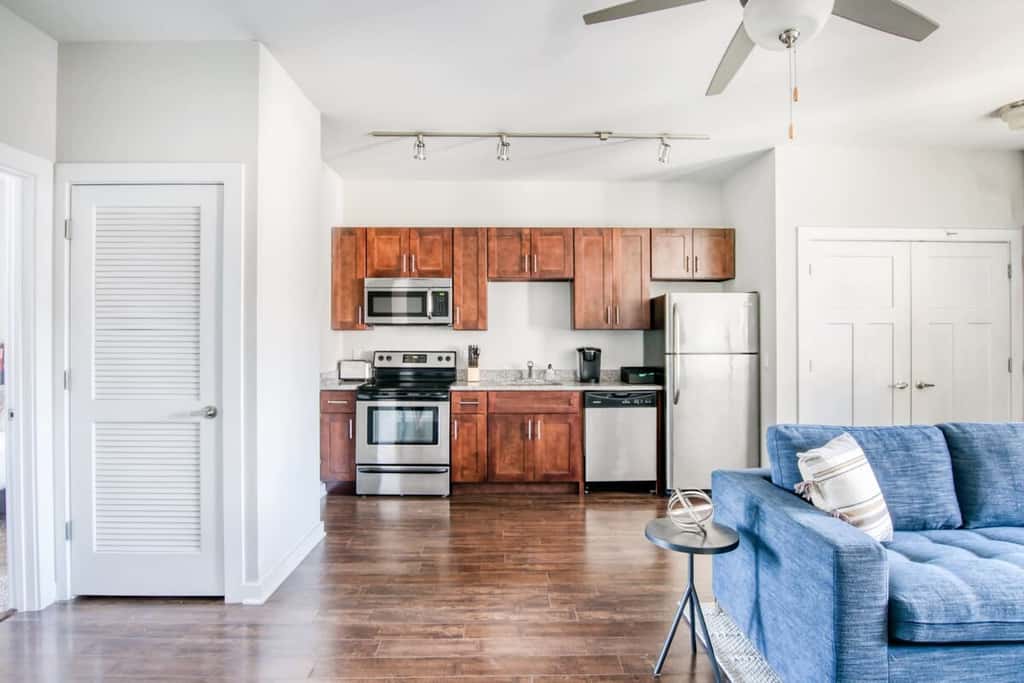 CozySuites TWO Spacious Music Row Condos