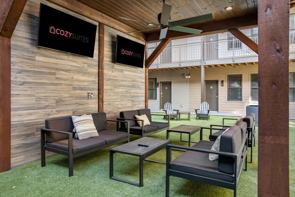 CozySuites TWO Spacious Music Row Condos