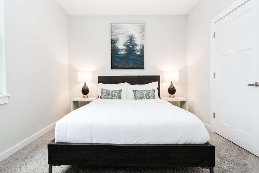 CozySuites TWO Charming Music Row Condos 