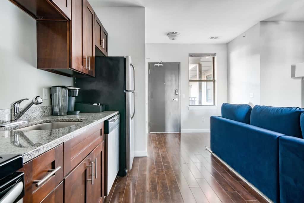 CozySuites TWO Charming Music Row Condos 