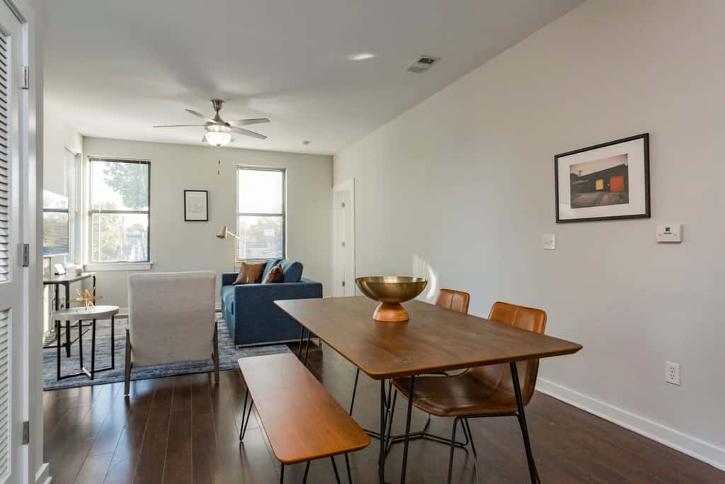CozySuites TWO Alluring Music Row Condos 
