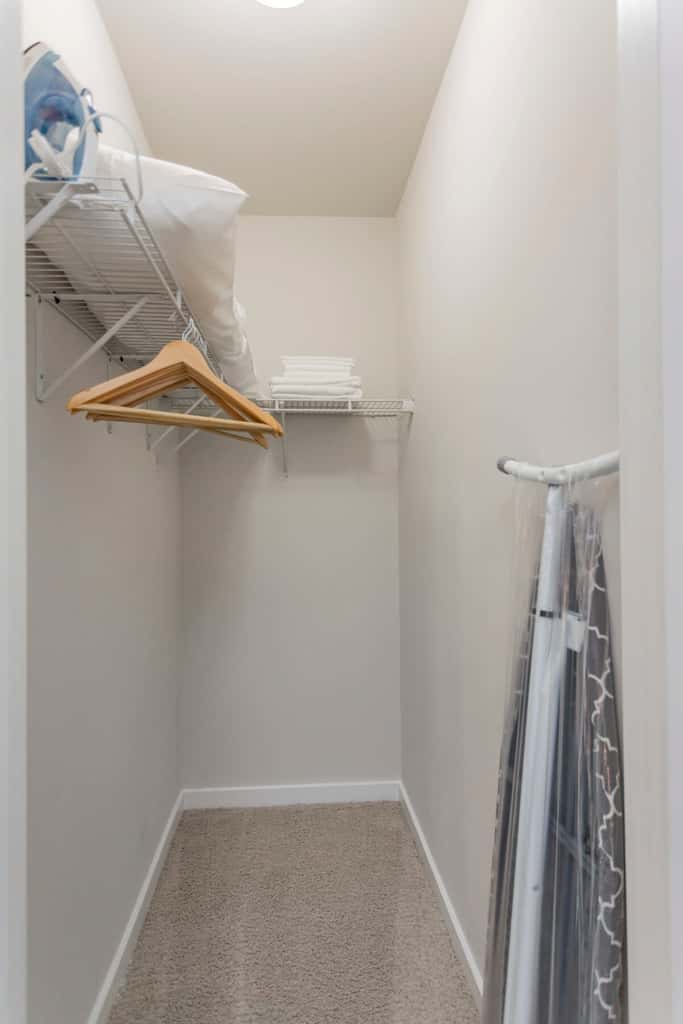 CozySuites TWO Alluring Music Row Condos 