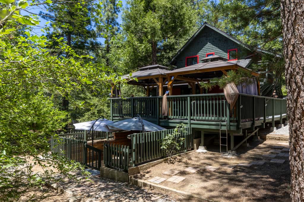 Peaceful Cabin