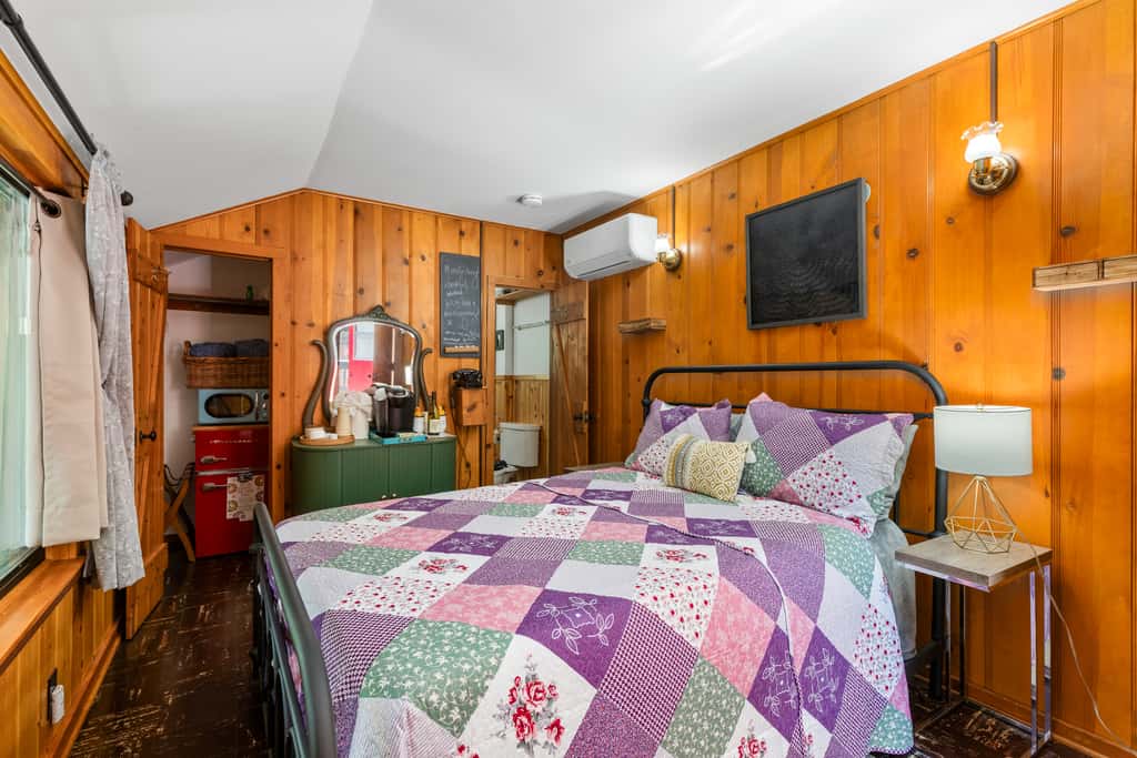 Peaceful Cabin