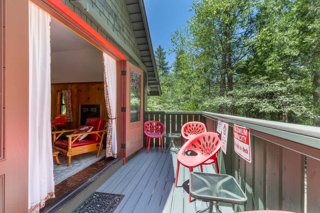 Peaceful Cabin