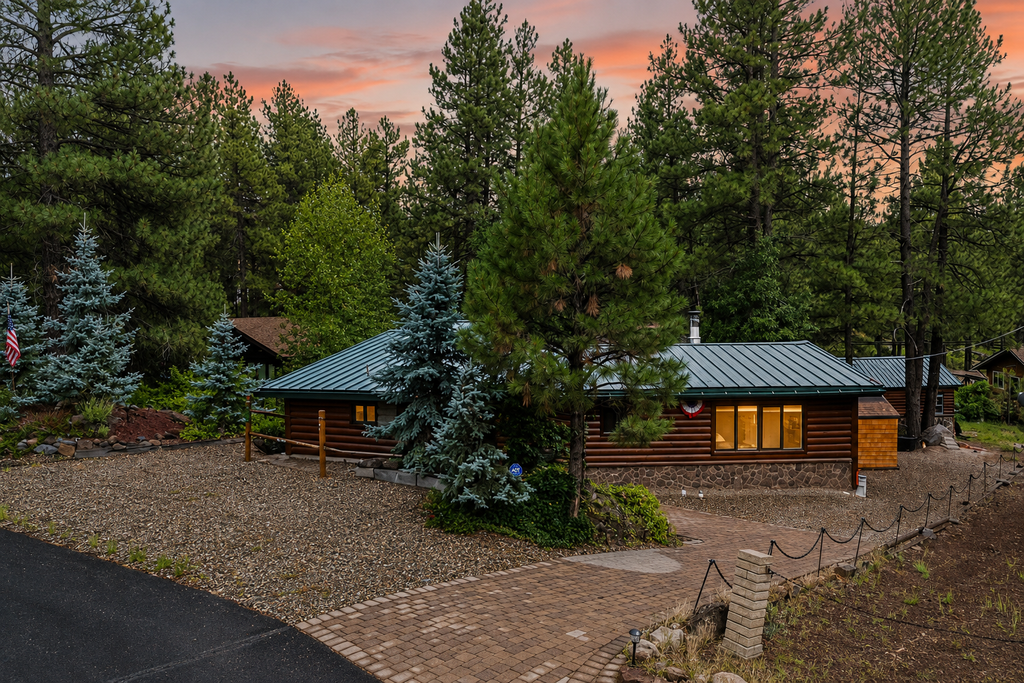 The Blue Spruce Log Cabin
