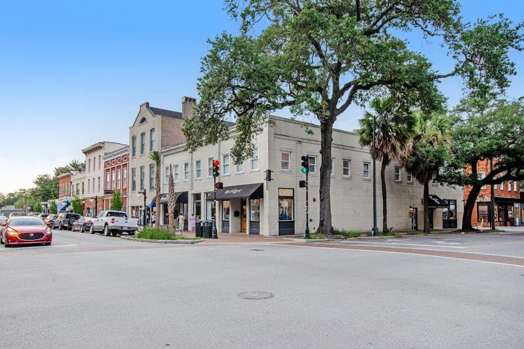 Stunning City Market condo with W/D - walk to shops & dining