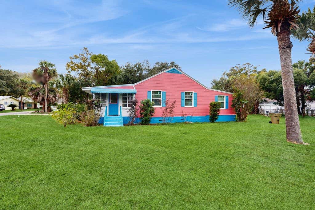 Beach Cottage on Jones