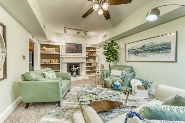 Modern Historic District duplex spacious and short walk to parks and restaurants