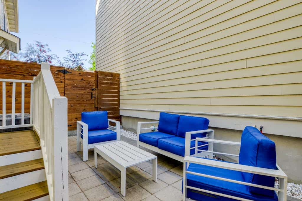 Newly Built Two-Story Townhouse w/Free WiFi, Washer/Dryer, and Central A/C