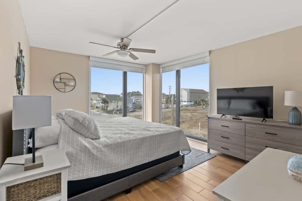 Oceanview Bliss! 3BR for 6! Sea Castle 1G