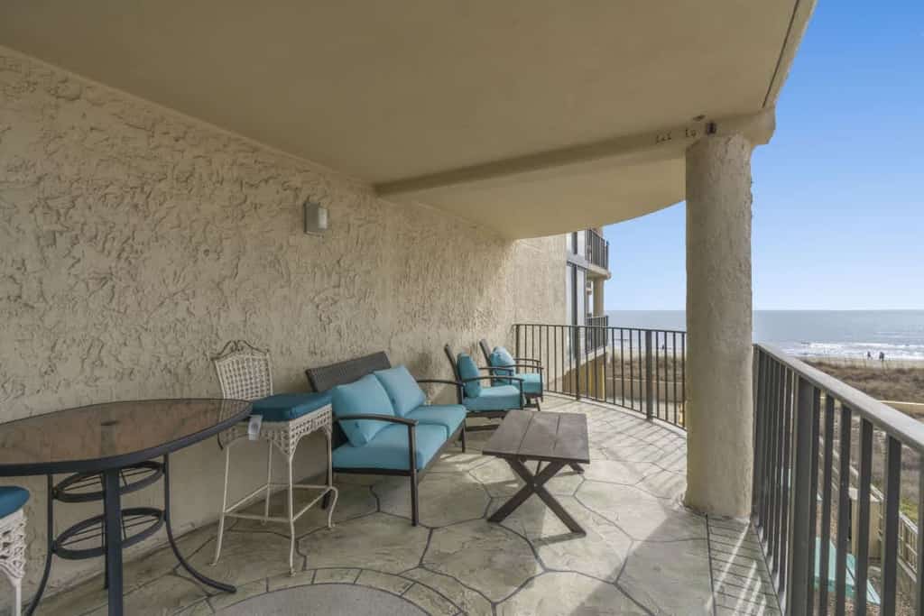 Welcome to Sea Castle 1G, your perfect ocean view getaway in the heart of North Myrtle Beach's beautiful Crescent Beach! This spacious 3 bedroom, 2 bathroom condo offers beautiful views of the Atlantic Ocean and comfortably accommodates up to 6 guests with one king sized bed, one queen sized bed, and two twin beds. Whether you're planning a family vacation, golf trip, or relaxing beach getaway with friends, this beautifully appointed condo offers everything you need for an unforgettable stay.