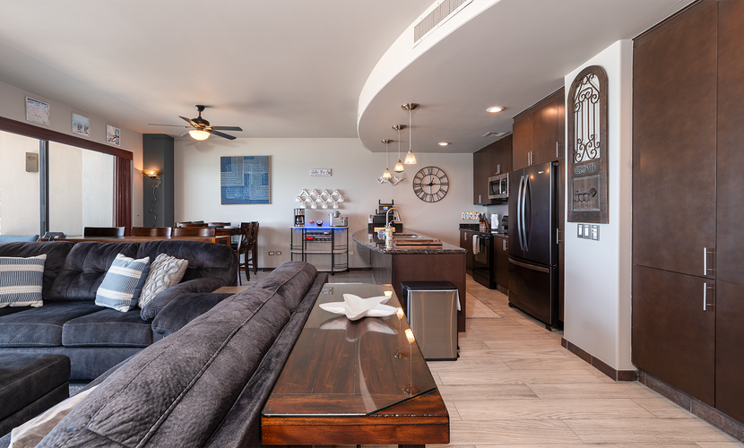 Las Palomas Phase II Coronado 506 Exceptional Oceanfront 2BR 2BA Unit.