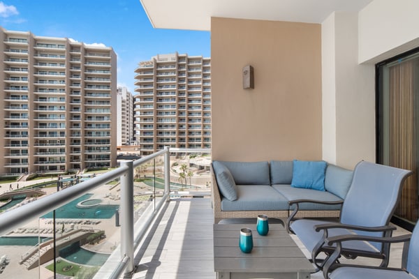 Las Palomas Phase II Coronado 506 Exceptional Oceanfront 2BR 2BA Unit.