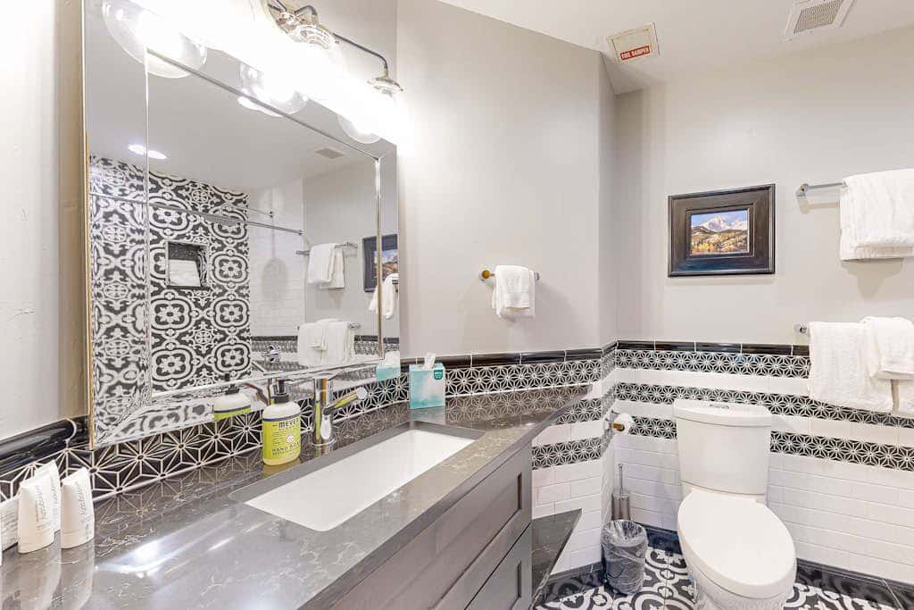 Torian Plum Creekside 711 -NM-