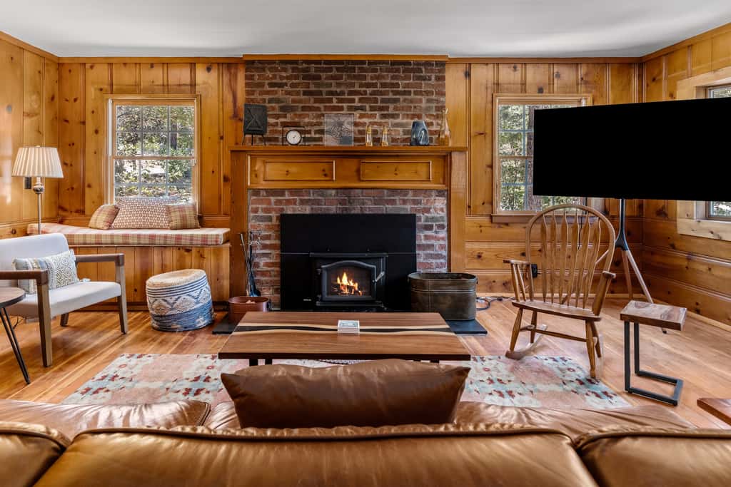 Lundquist House