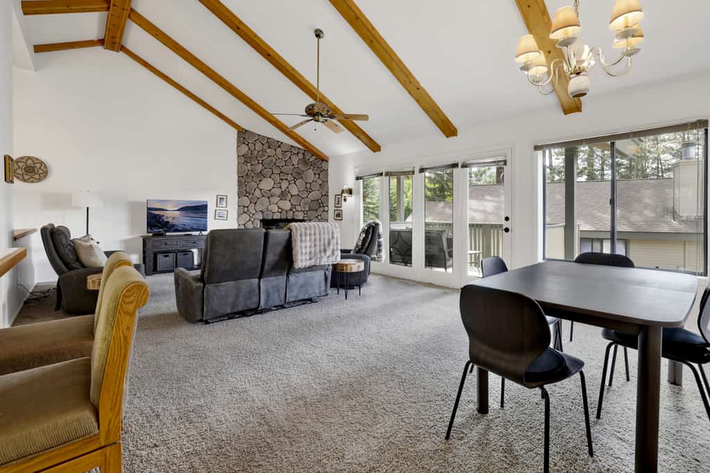 2BR/2.5BA Bear Meadows Condo on Golf Course
