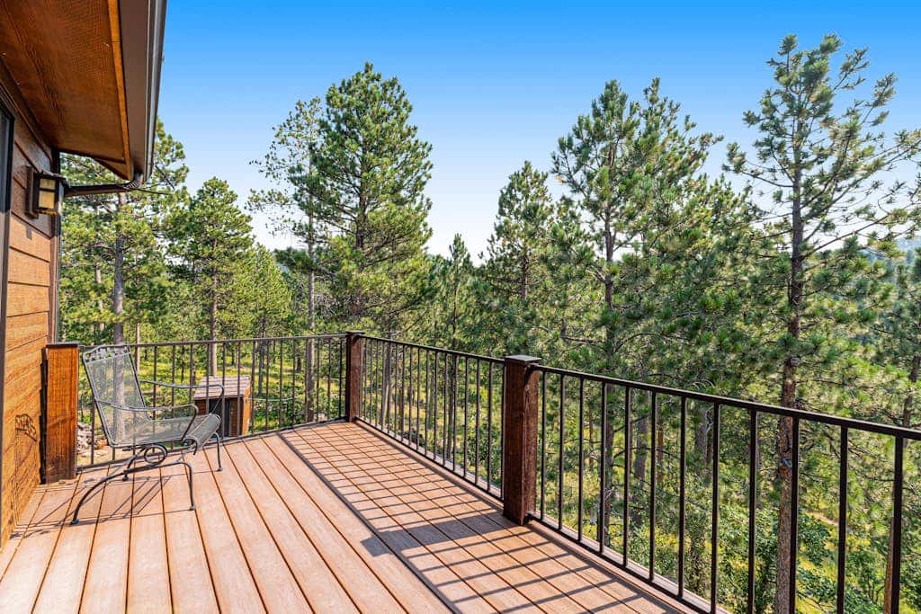 Eagle Crest Nest