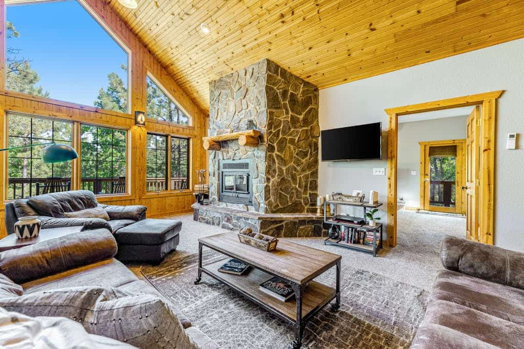 Come hang out at Lazy Bear Lodge, our cozy three bedroom spot tucked away in the quiet Black Hills forest near Deadwood. This rustic home gives you the perfect mix of privacy and convenience, complete with a wrap around deck and a relaxing hot tub for stargazing. You will be close to all the action like skiing at Terry Peak, Sturgis, and Mount Rushmore. With a kitchen ready for big meals and a comfy mountain vibe, it is the best place to call home for your next South Dakota trip.
