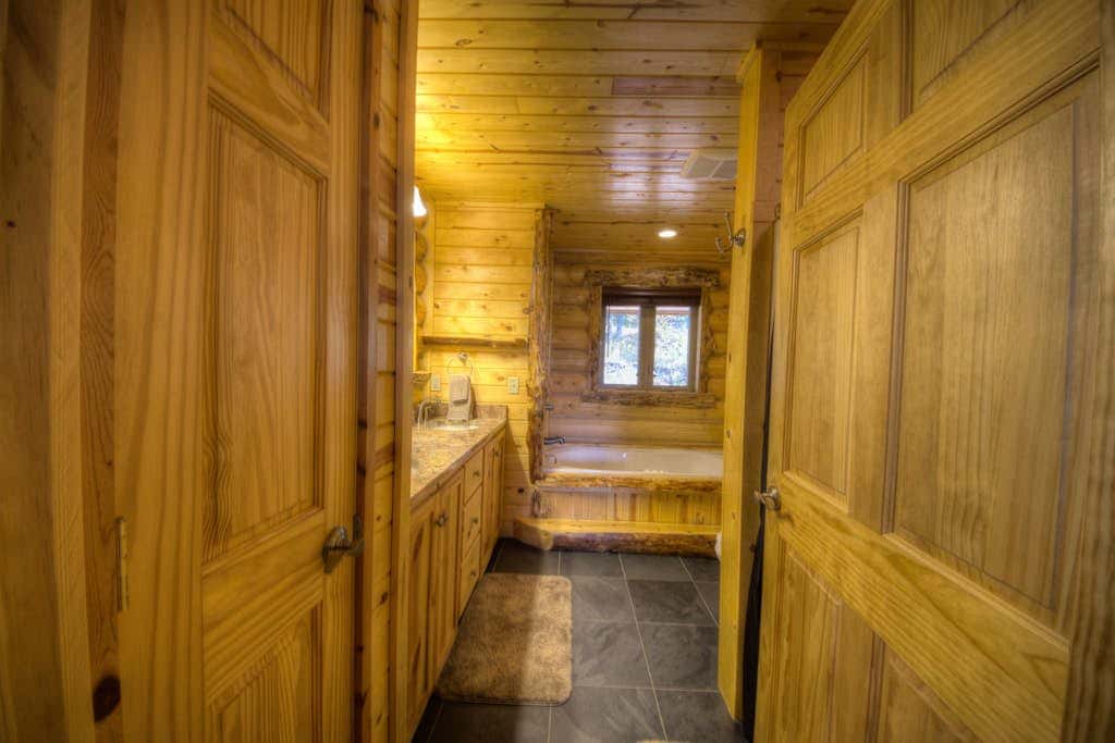 Black Diamond Lodge