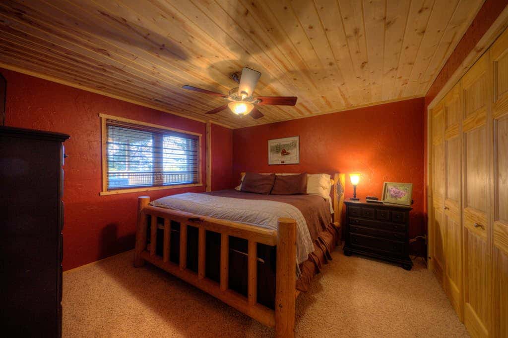 Black Diamond Lodge