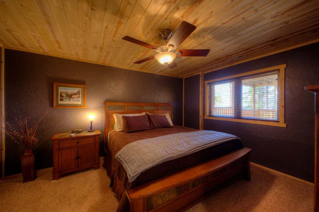 Black Diamond Lodge